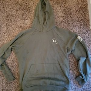 Under Armour Sweatshirt